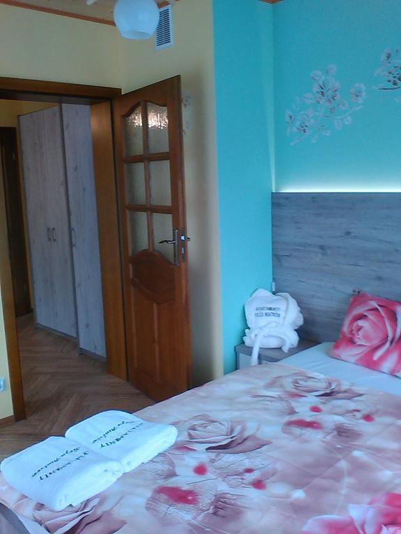 Roza Wiatrow Apartment กชึชโบโว ภายนอก รูปภาพ