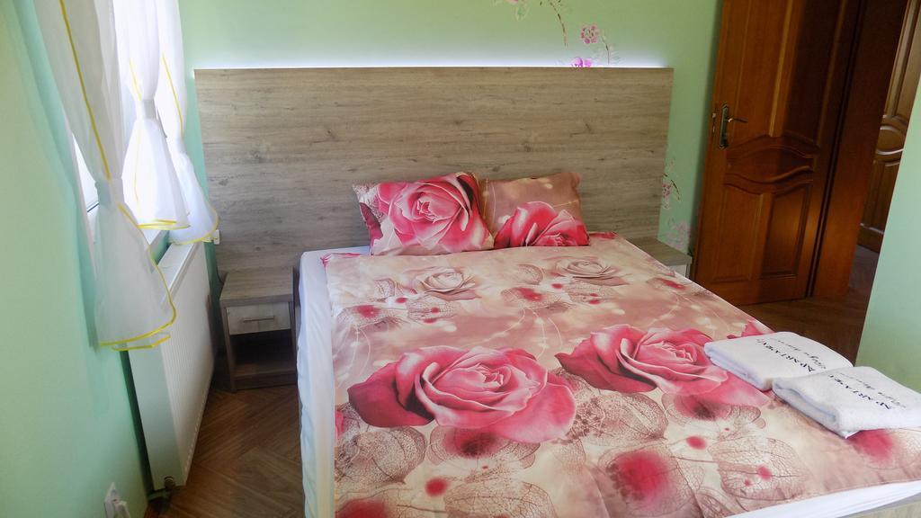 Roza Wiatrow Apartment กชึชโบโว ภายนอก รูปภาพ