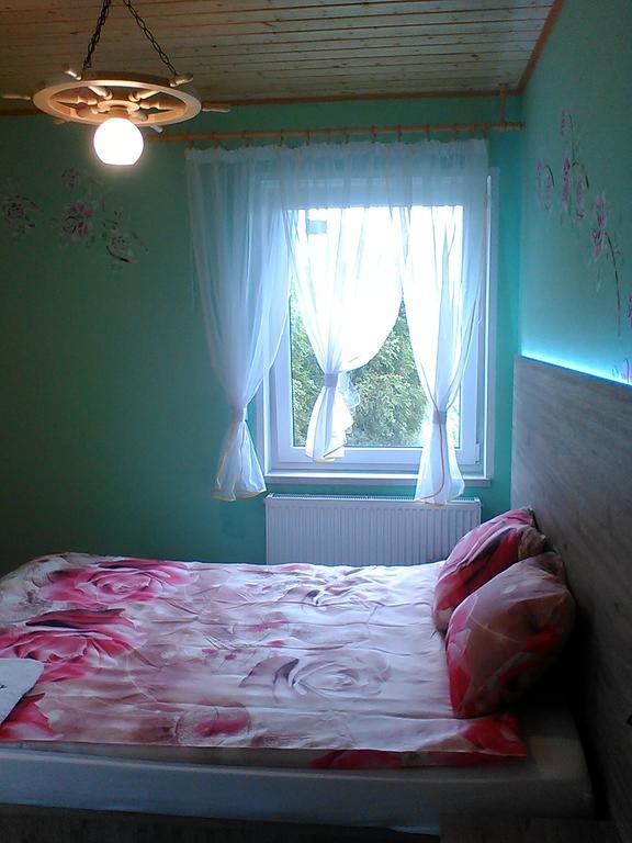 Roza Wiatrow Apartment กชึชโบโว ภายนอก รูปภาพ